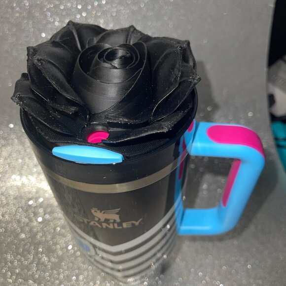 3D Rose Tumbler Topper that fit the new Barbie x Stanley 1959 Original lids - Picture 7 of 10